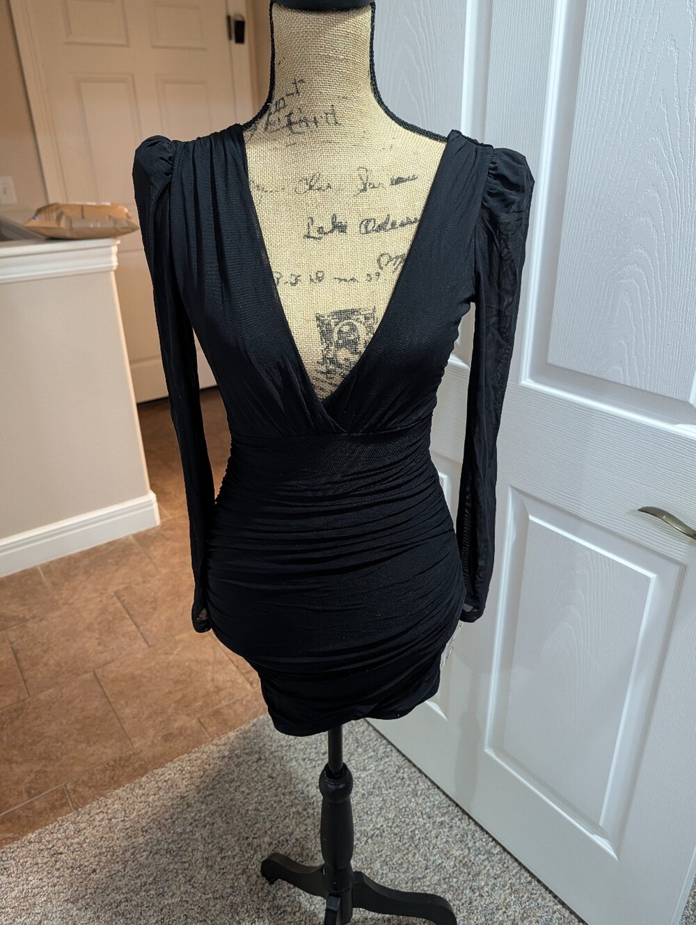 Black Deep V Ruched Long Sleeve Dress